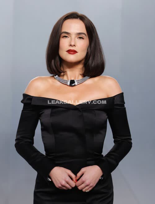 Zoeydeutch Exclusive Leaked Nude OnlyFans #10967761
