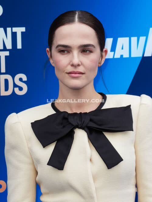 Zoeydeutch Exclusive Leaked Nude OnlyFans #10974754
