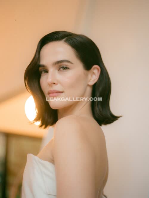 Zoeydeutch Exclusive Leaked Nude OnlyFans #10959682