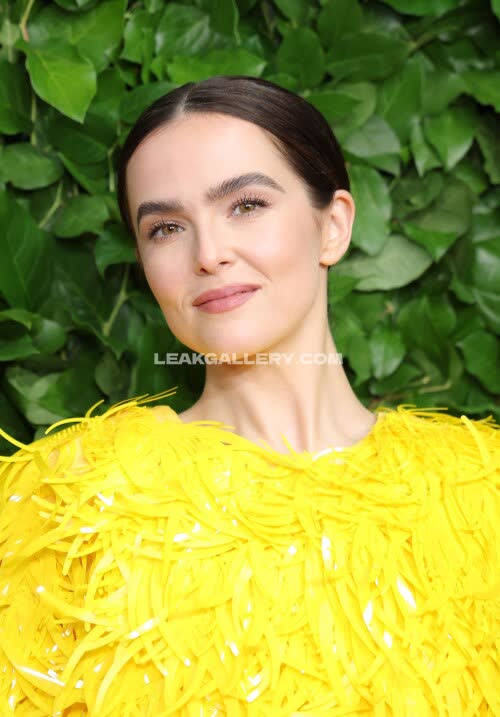 Zoeydeutch Exclusive Leaked Nude OnlyFans #10971216