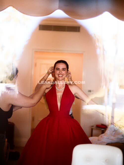 Zoeydeutch Exclusive Leaked Nude OnlyFans #10970746
