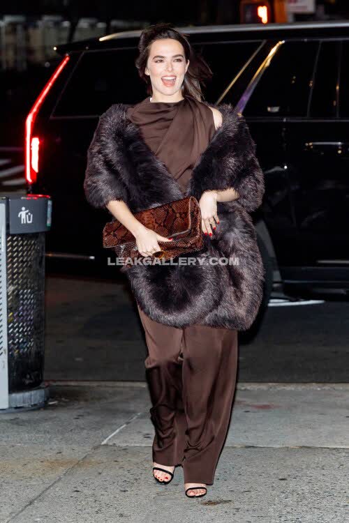 Zoeydeutch Exclusive Leaked Nude OnlyFans #10968354