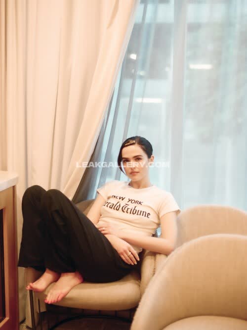 Zoeydeutch Exclusive Leaked Nude OnlyFans #10994879