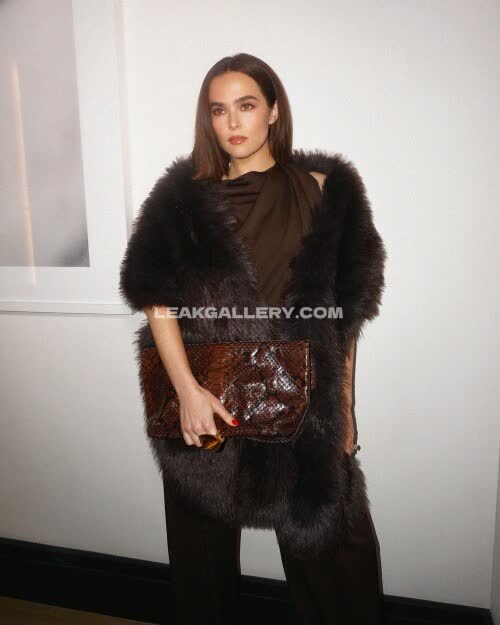 Zoeydeutch Exclusive Leaked Nude OnlyFans #10996345