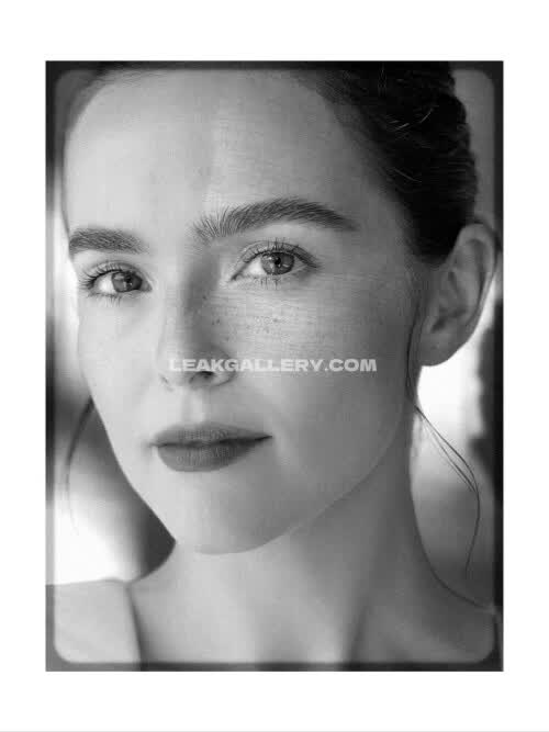 Zoeydeutch Exclusive Leaked Nude OnlyFans #10956870