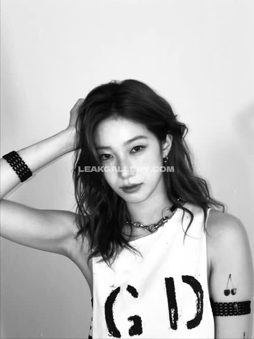Zuhazana Exclusive Leaked Nude OnlyFans #11619145