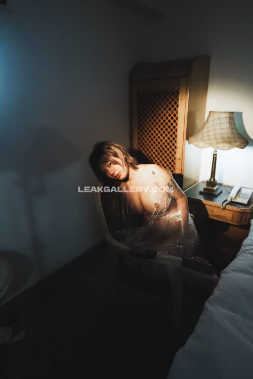 1748z Exclusive Leaked Nude OnlyFans #12240130