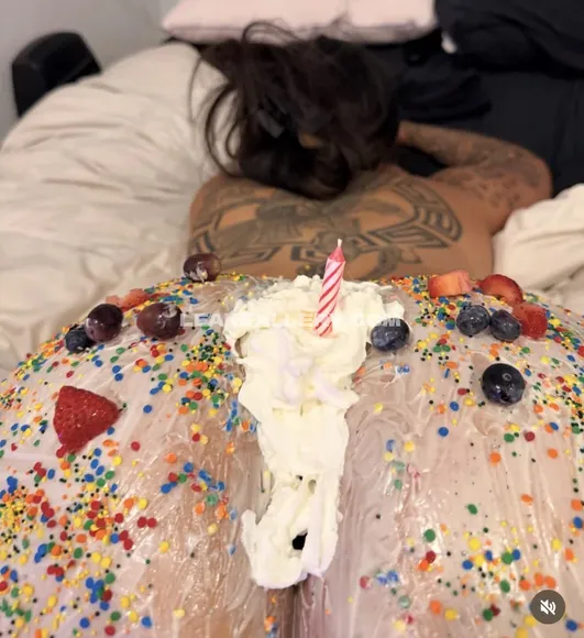 18isabelvilla_chakales_trucks_isabelvilla18 Exclusive Leaked Nude OnlyFans #12859468