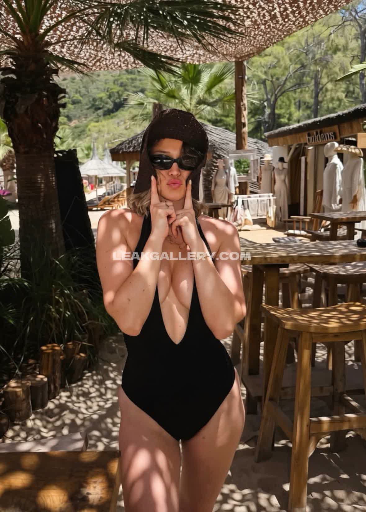 1ecemkaravus Exclusive Leaked Nude OnlyFans #13100804