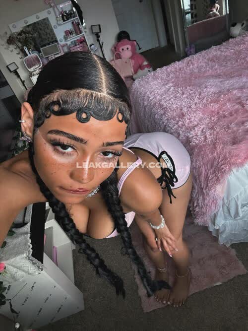 1lyjune Exclusive Leaked Nude OnlyFans #12139334