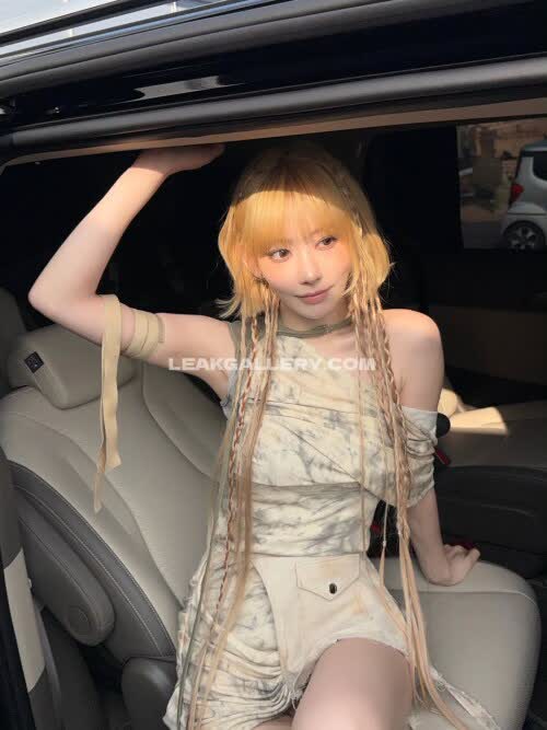 39saku_chan Exclusive Leaked Nude OnlyFans #12129377