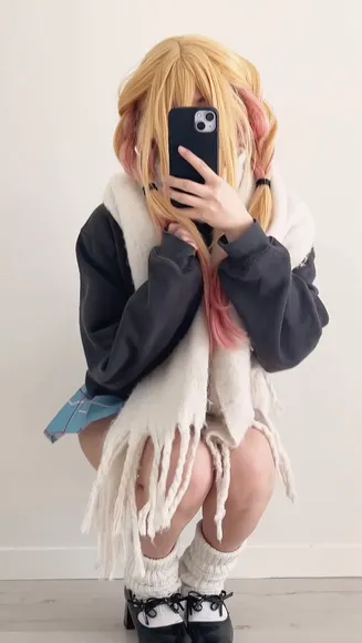 5nnabelle Plaid Skirt Thigh Flash OnlyFans Video Leaked