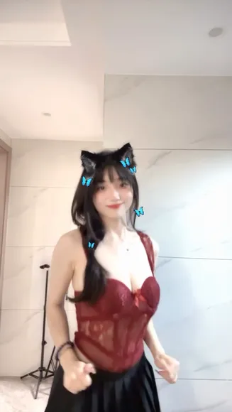 77_sunnyyy Red Corset Tease OnlyFans Video Leaked
