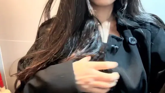 77_sunnyyy Black Coat Tit Tease OnlyFans Video Leaked