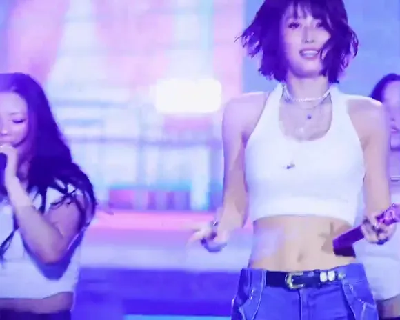Momo White Crop Top Dance OnlyFans Video Leaked