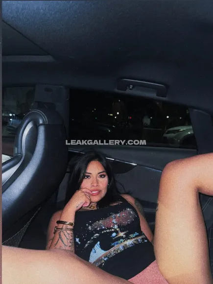 Aac Abril Legs Spread In Car OnlyFans Photo Leaked