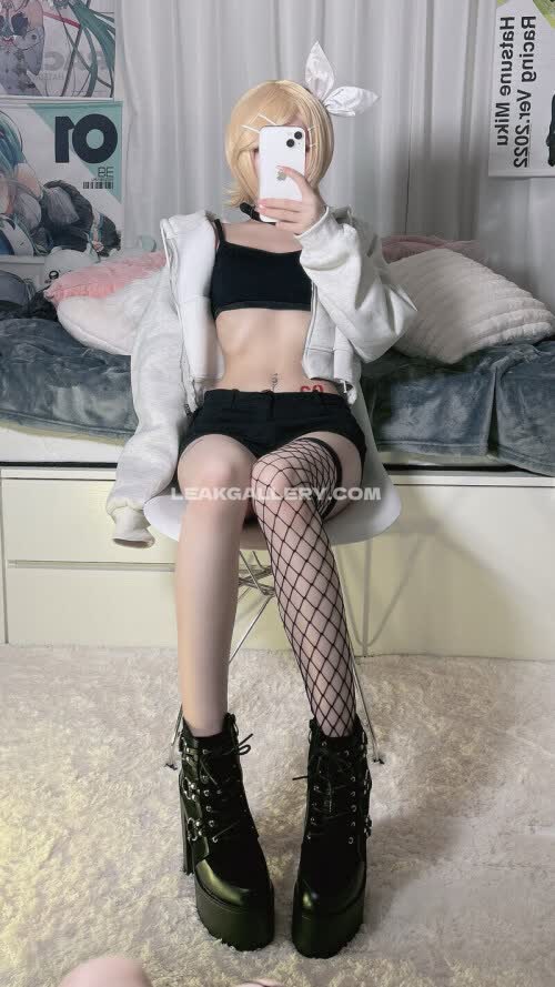 ___lloli Эксклюзивная утечка обнаженных OnlyFans #12324076