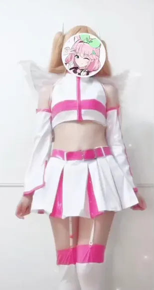 __iyo4 Pink And White Outfit OnlyFans Video Leaked