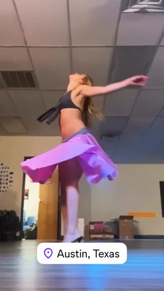 _addisonn_05 Flared Skirt Twirling OnlyFans Video Leaked