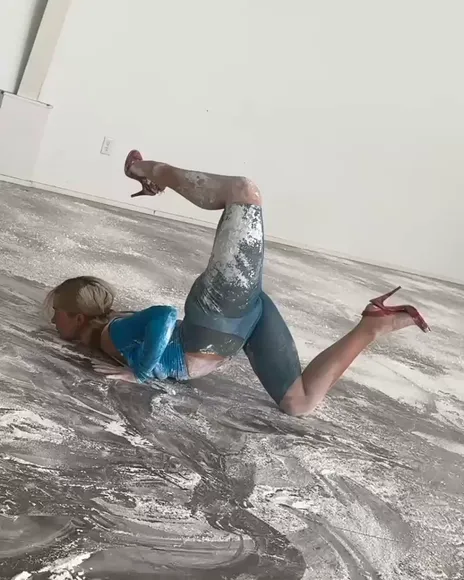 _addisonn_05 Legs Spread In Bodysuit OnlyFans Video Leaked