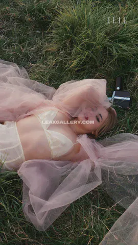 _addisonn_05 Lace Bra And Tulle OnlyFans Photo Leaked