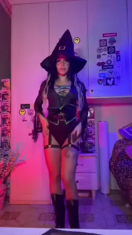 _imviolet Witch Costume Stripping OnlyFans Video Leaked