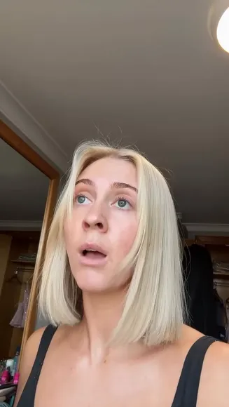 _justannemarie Red Gown Leg Split OnlyFans Video Leaked