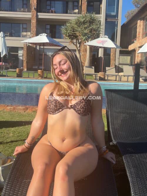 _katieu.x Exclusive Leaked Nude OnlyFans #12141161