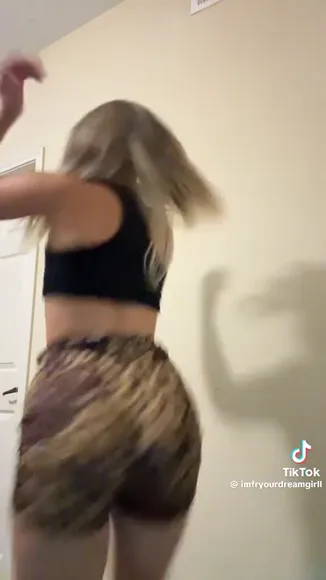 _tessaleee_