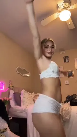 _tessaleee_ White Lace Bra Tease OnlyFans Video Leaked