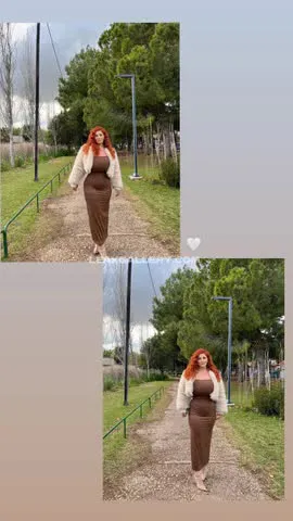 _zehraasln Form-Fitting Dress Strut OnlyFans Photo Leaked
