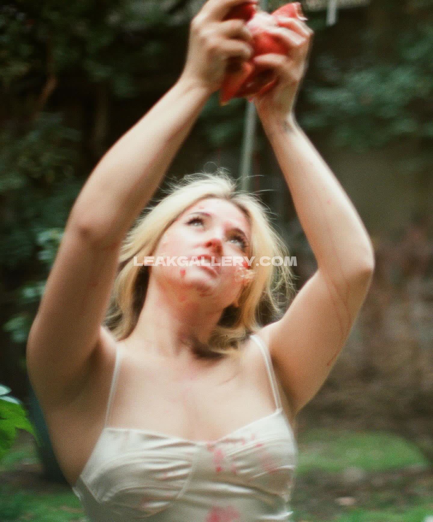 _zeldah_ / terrible_fae_ Exclusieve gelekte naaktcontent van OnlyFans #13125838