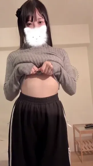 A_nyaaa00 Tight Sweater Tease OnlyFans Video Leaked