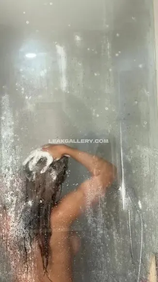 Aaliaschembrii Topless Shower Tease OnlyFans Photo Leaked