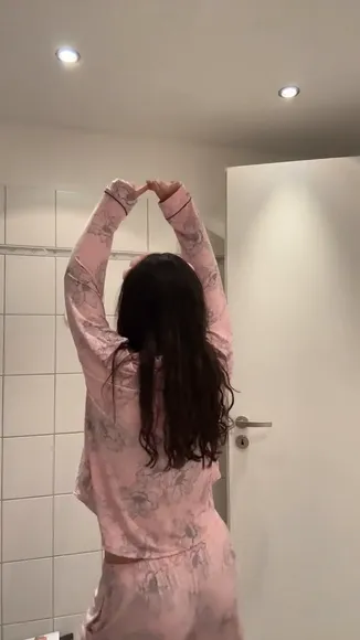 Ababieeeee Pink Pajama Tease OnlyFans Video Leaked