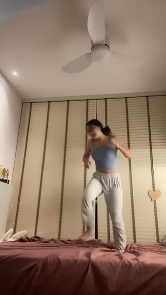 Ababieeeee Bed Bouncing Tease OnlyFans Video Leaked