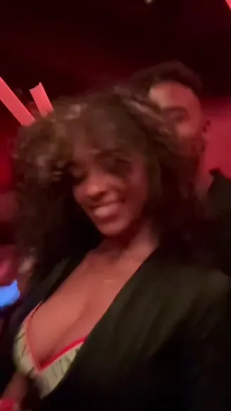 Abbireyes Deep V Neck Tease OnlyFans Video Leaked