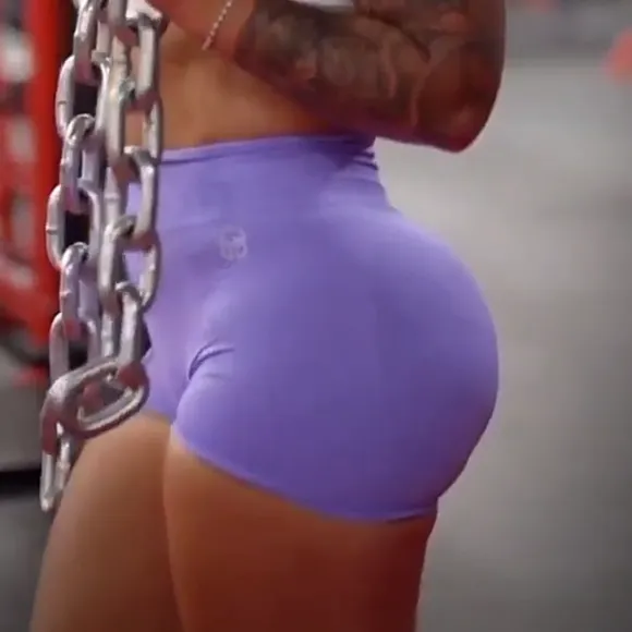 Abby Berner Purple Shorts Ass Pose OnlyFans Video Leaked