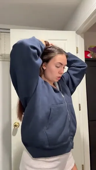 Abby Berner Hoodie And Short Tease OnlyFans Video Leaked