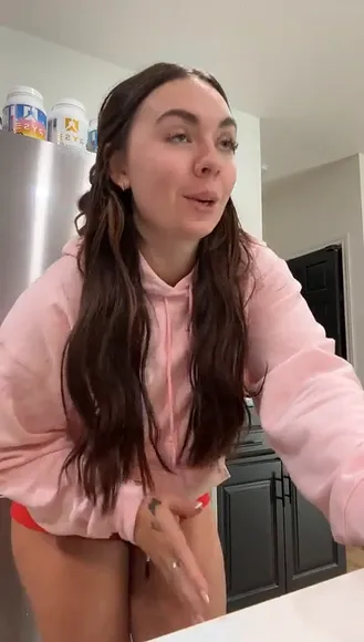 Abby Berner Pink Hoodie And Red Shorts OnlyFans Video Leaked
