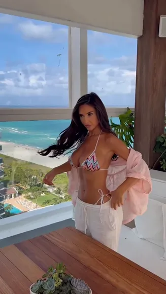 Aetaraa Bikini Top Tease OnlyFans Video Leaked