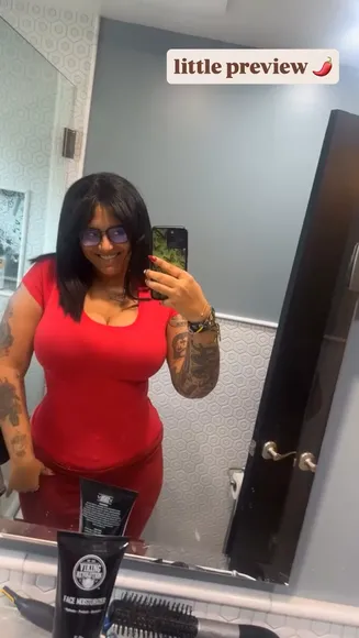 Agrl07x Red Bodysuit Mirror Selfie OnlyFans Video Leaked