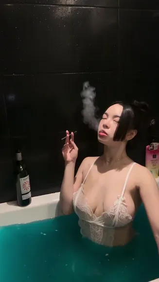 Aine_boahancock Lace Bra In Bathtub OnlyFans Video Leaked