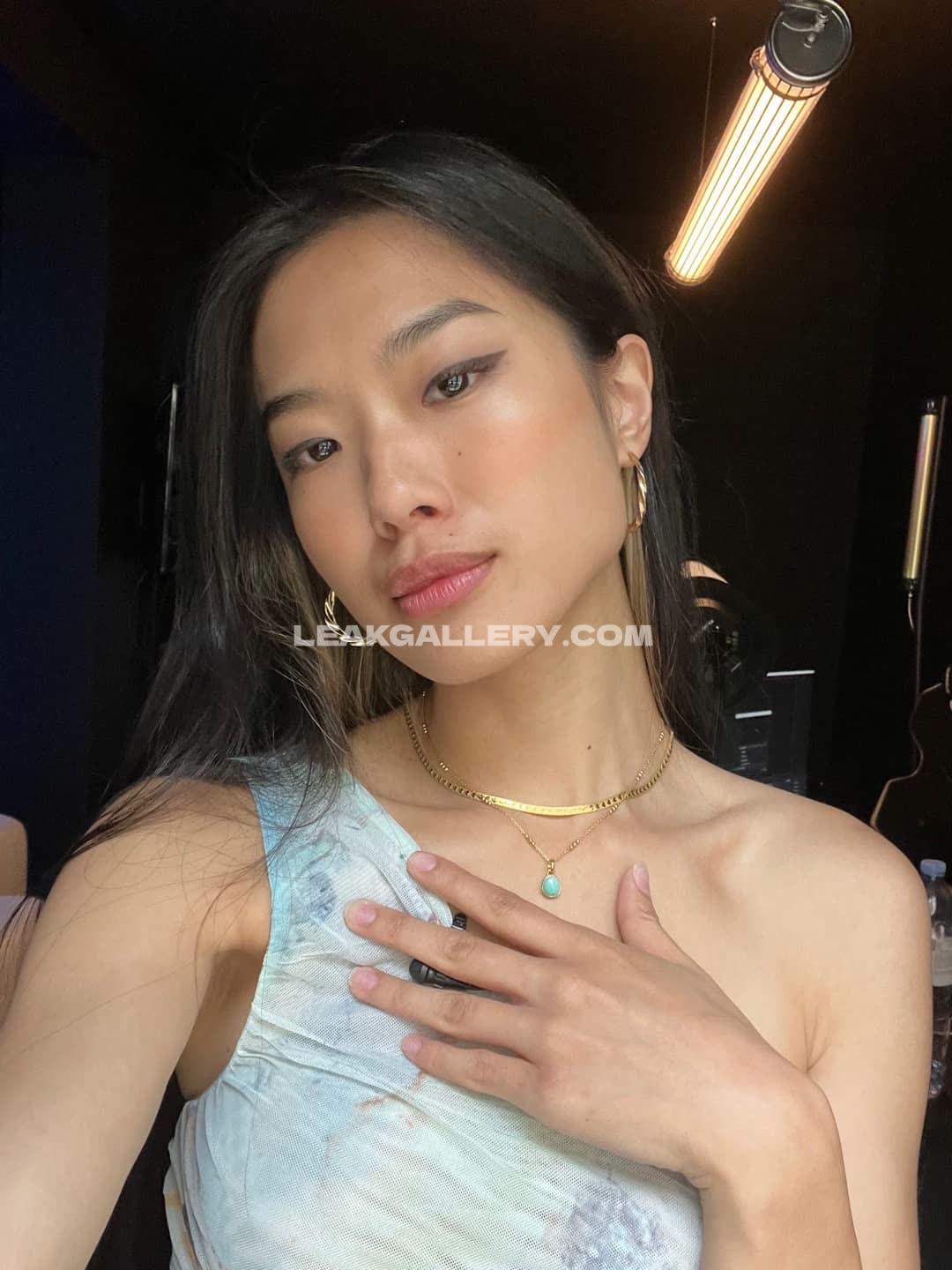 Akanemsko Exclusive Leaked Nude OnlyFans #12908205