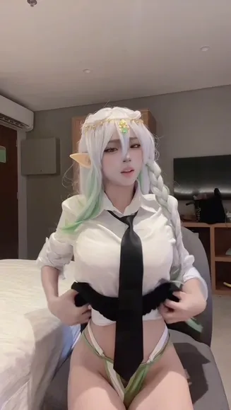 Akari Cos Naked Elf Tease With Toy OnlyFans Video Leaked