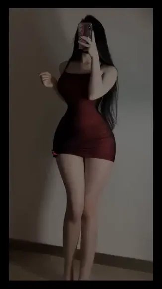 Akari Cos Tight Red Dress Pose OnlyFans Video Leaked