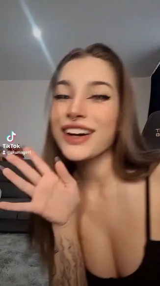 Akumagirl Black Dress Leg Spread OnlyFans Video Leaked