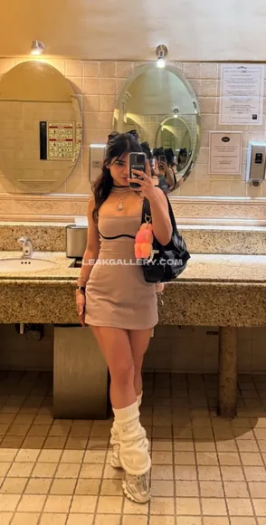 Alanafloresfhttps Exclusive Leaked Nude OnlyFans #15975989