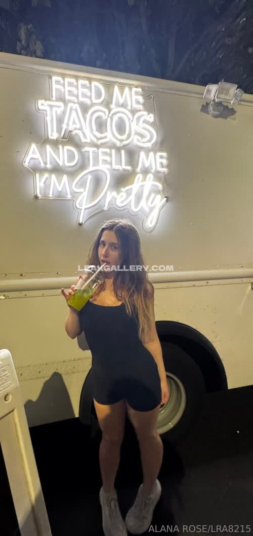 Alanarose8 Exclusive Leaked Nude OnlyFans #14570285