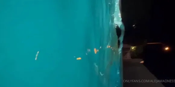 Alejamadness Underwater Nude Swim OnlyFans Video Leaked